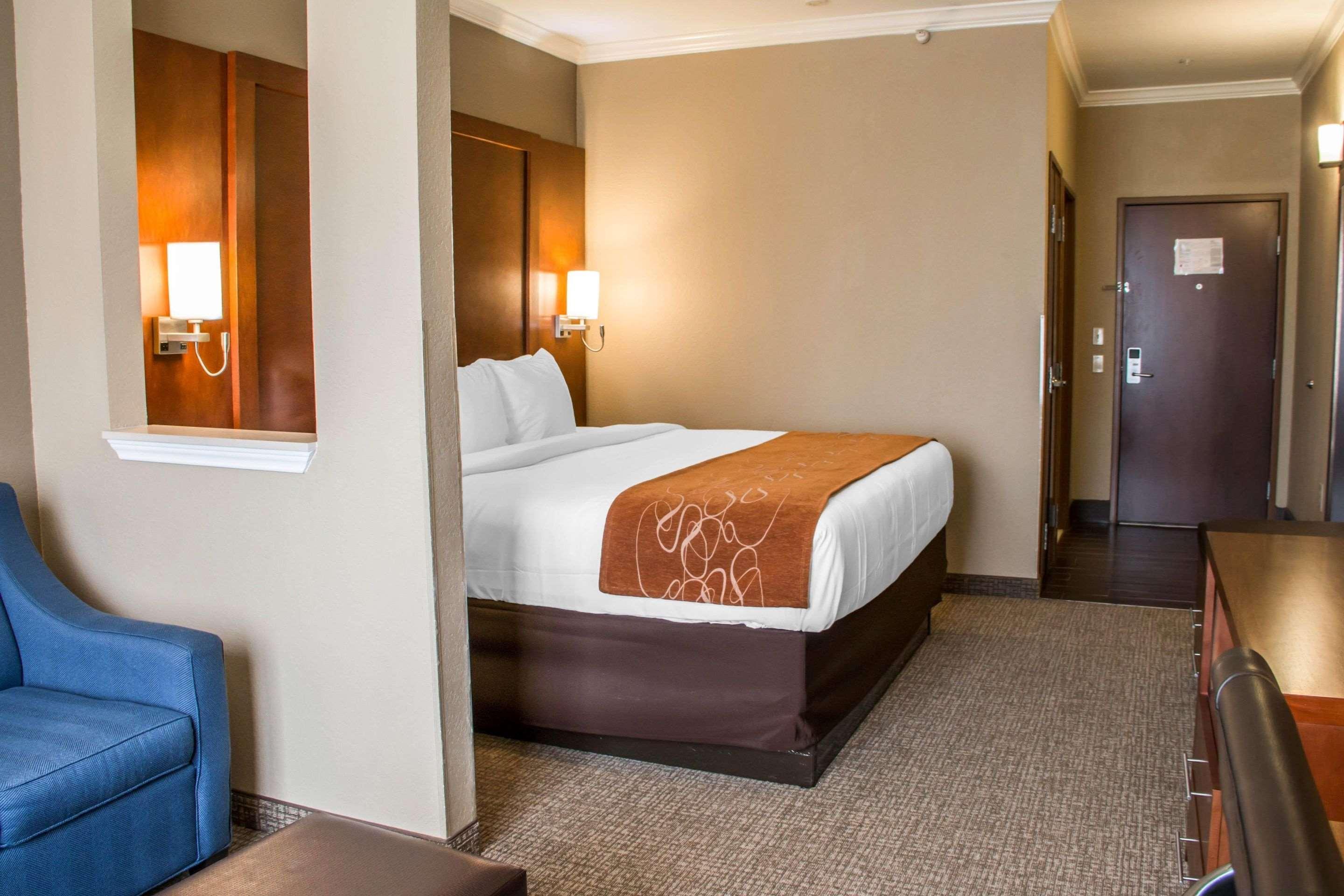 คอมฟอร์ต สวีท นิว บราวน์เฟล Hotel นิวบราวน์เฟลส์ ภายนอก รูปภาพ